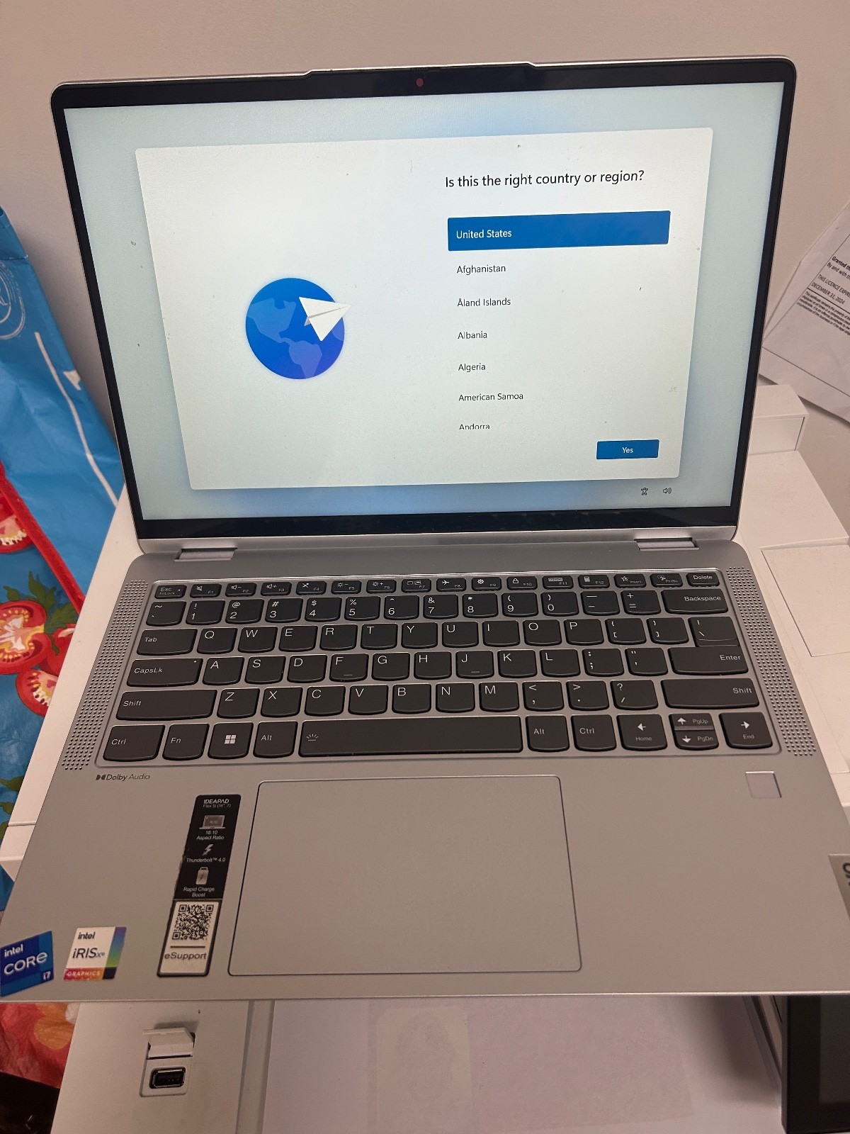 Lenovo IdeaPad Flex 5 14IAU7 14″ Touch (512GB SSD, Intel Core i5 12th Gen., 4.40