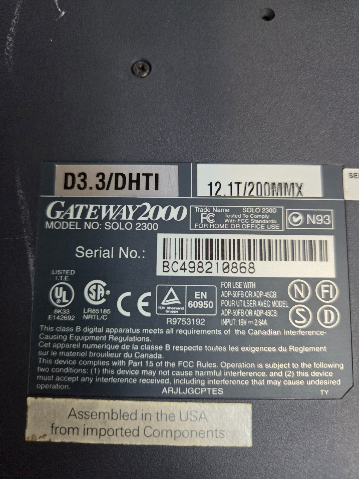2 Gateway 2000 Solo 2300 Laptops, Power Supply & Dock Terminal READ UNTESTED
