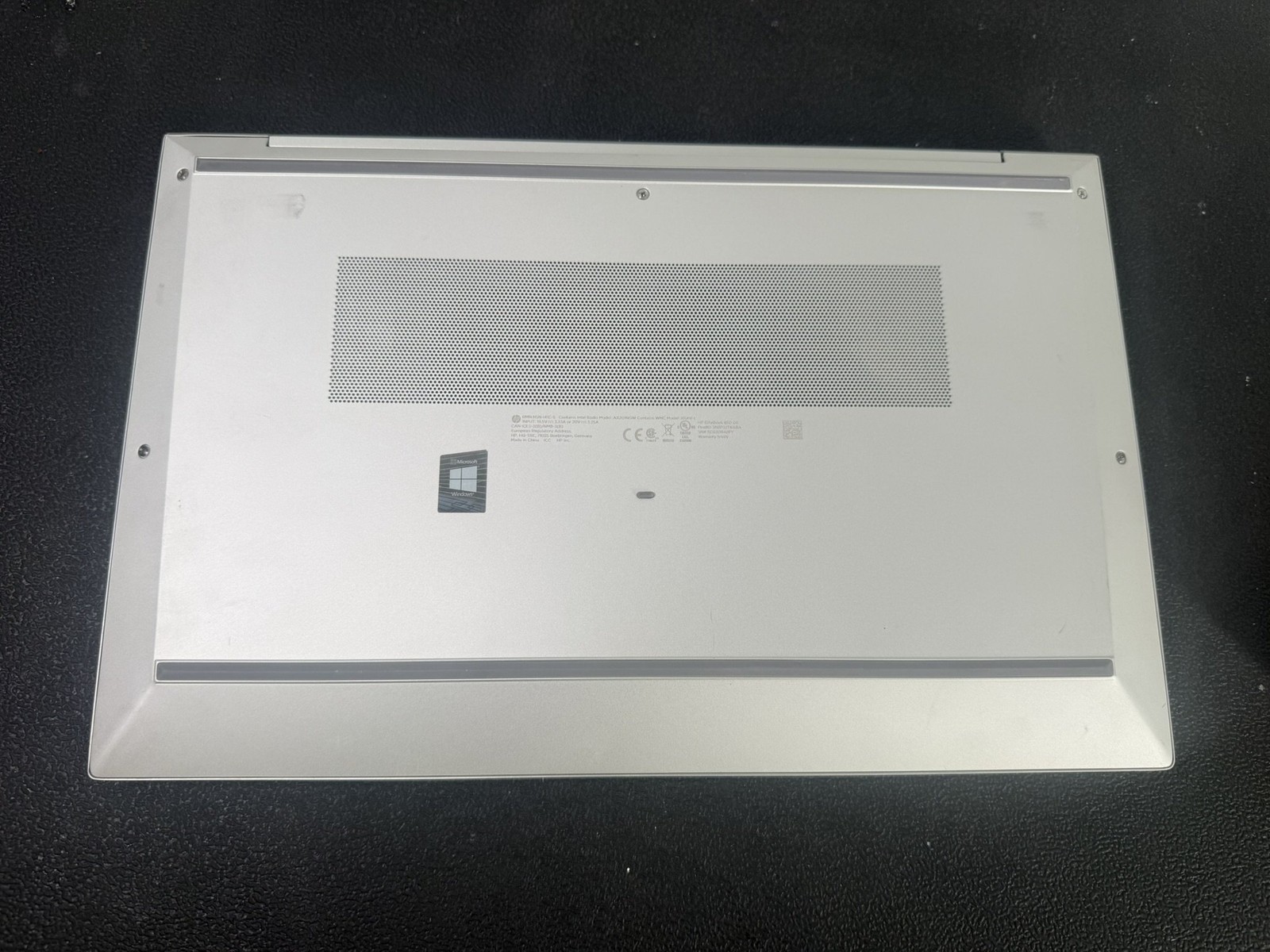 HP EliteBook 850 G8 15.6″ i5-1135G7 2.4GHz 16GB DDR4 256GB M.2 Laptop – READ