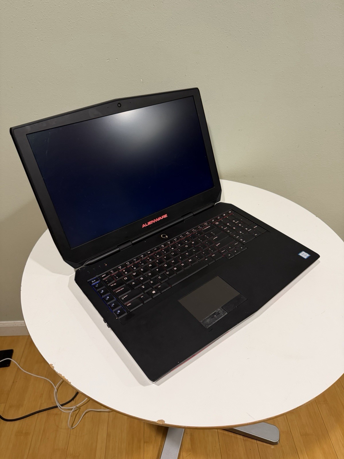 Alienware 17 R3 Gaming Laptop, Core i7 6th Gen/8gb Ram/1TB HDD PARTS REPAIR