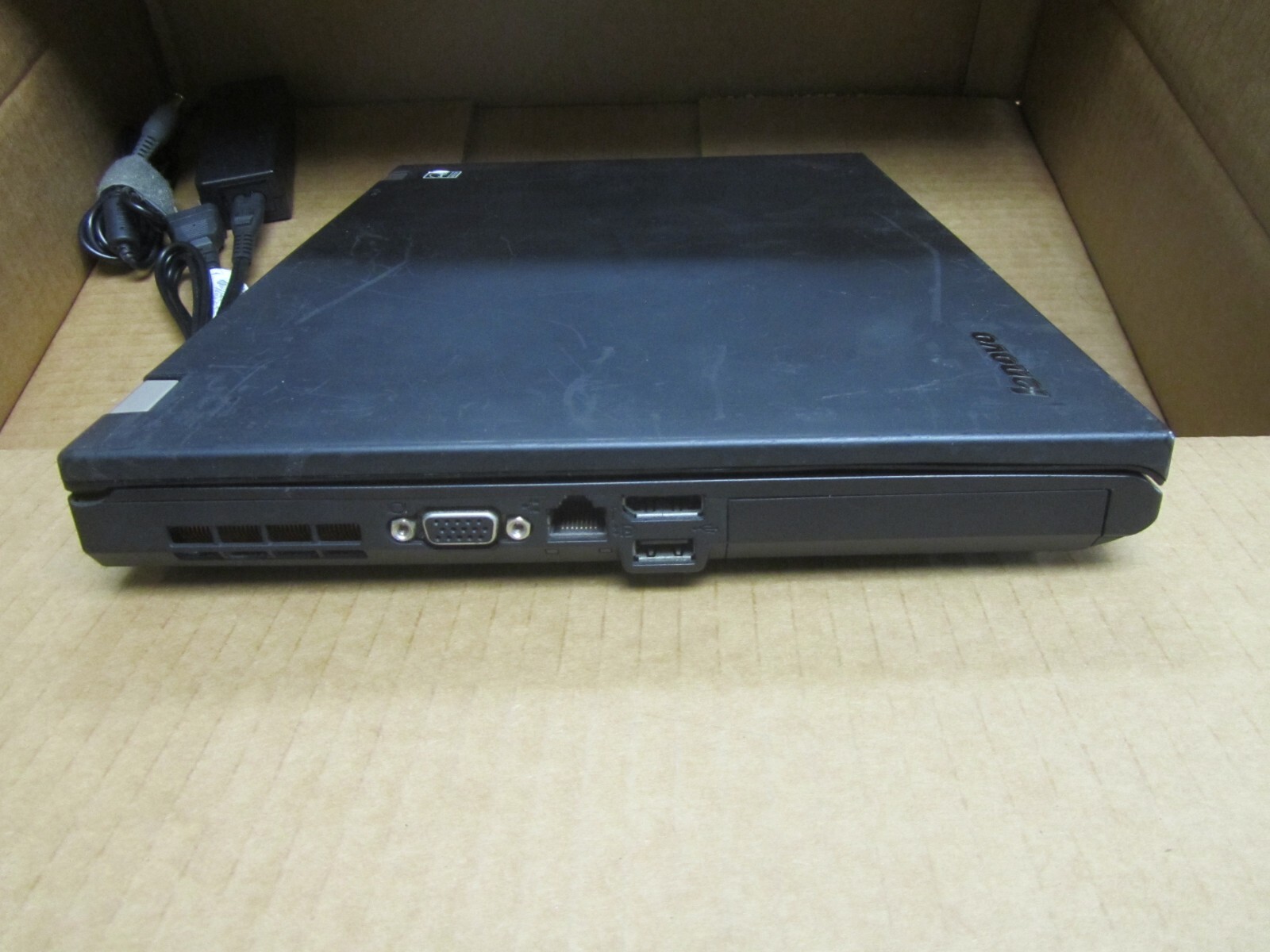 Used ThinkPad T420 i5-2520M 8GB RAM, NEW 1 TB SSD, 14″ 1366×768 LCD, Win 7 Pro64