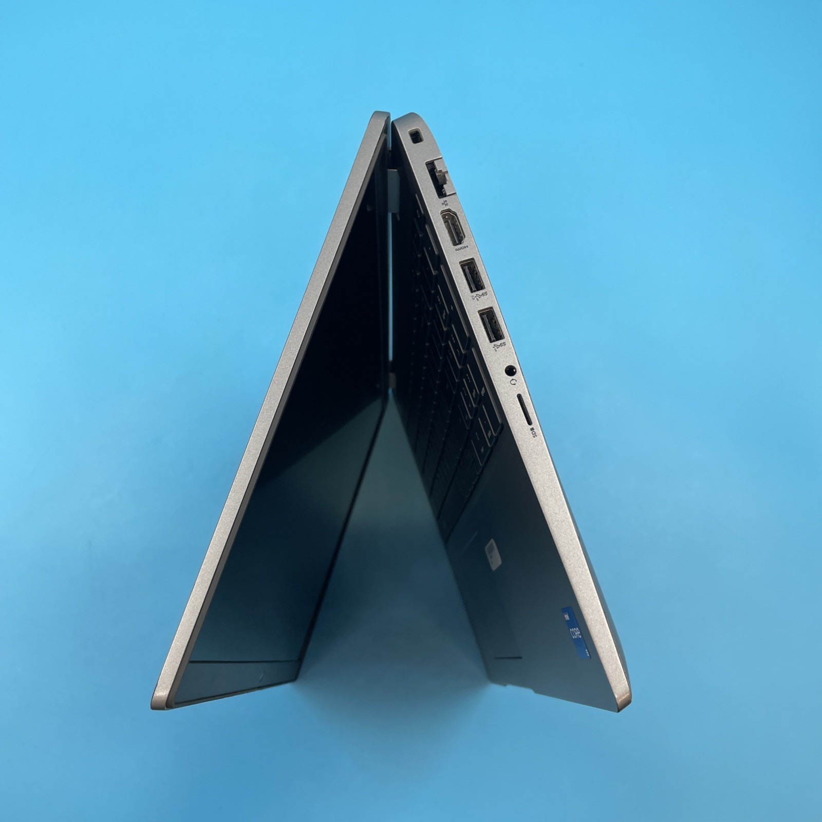 Dell Latitude 5530 | i5-1235U | 16GB RAM | NO DRIVE | NO OS | NO BATTERY
