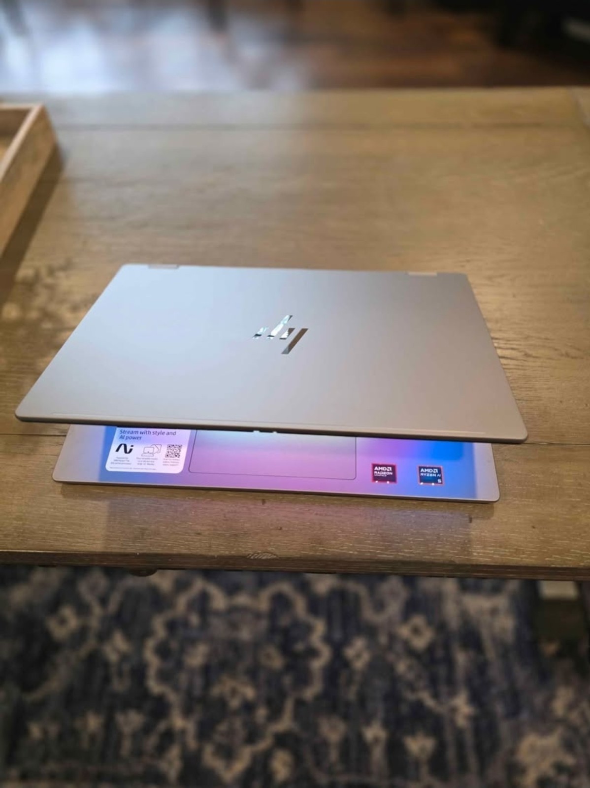 HP OmniBook X Flip 2-in-1 16″ 2K Touch-Screen AMD AI5 16GB RAM 512 SSD