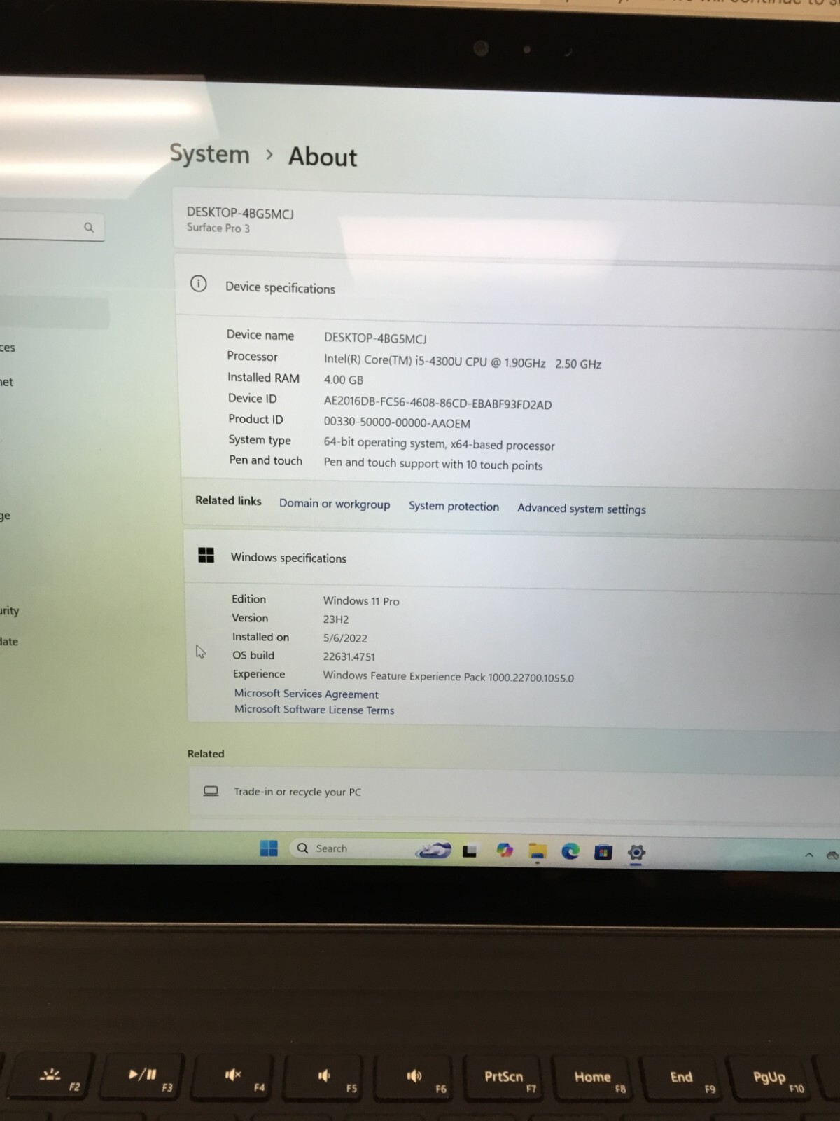 Microsoft Surface Pro 3 12 inch (128GB, Intel Core i5 4th Gen., 1.90GHz, 4GB).
