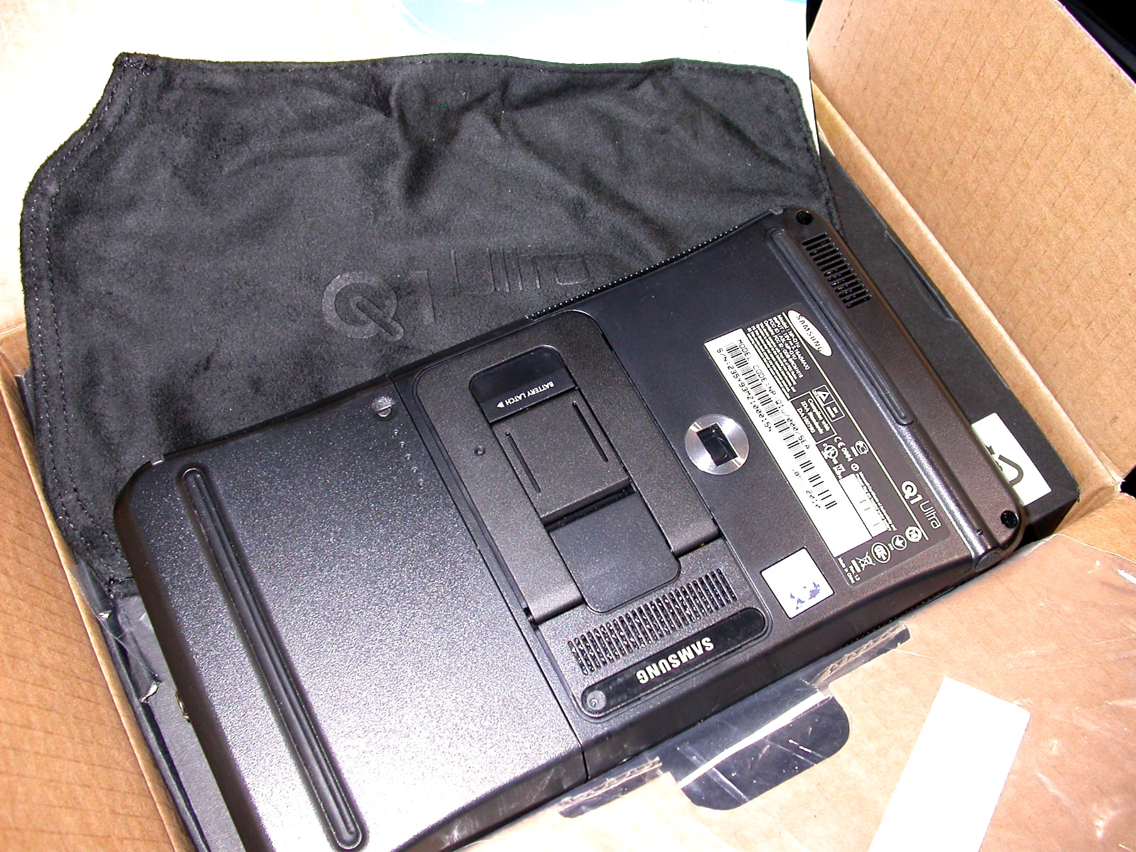 Samsung Q1 ULTRA Handheld PC Pentium M 1GB RAM 60GB HDD Retro RARE WinXP 4BOOTS
