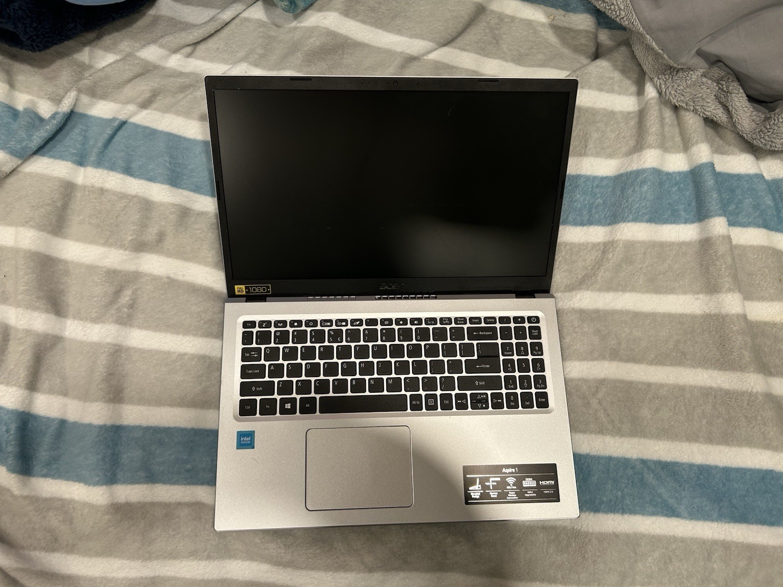 Acer Aspire 1 Notebook Intel Celeron Silver HDMI Webcam 1920×1080
