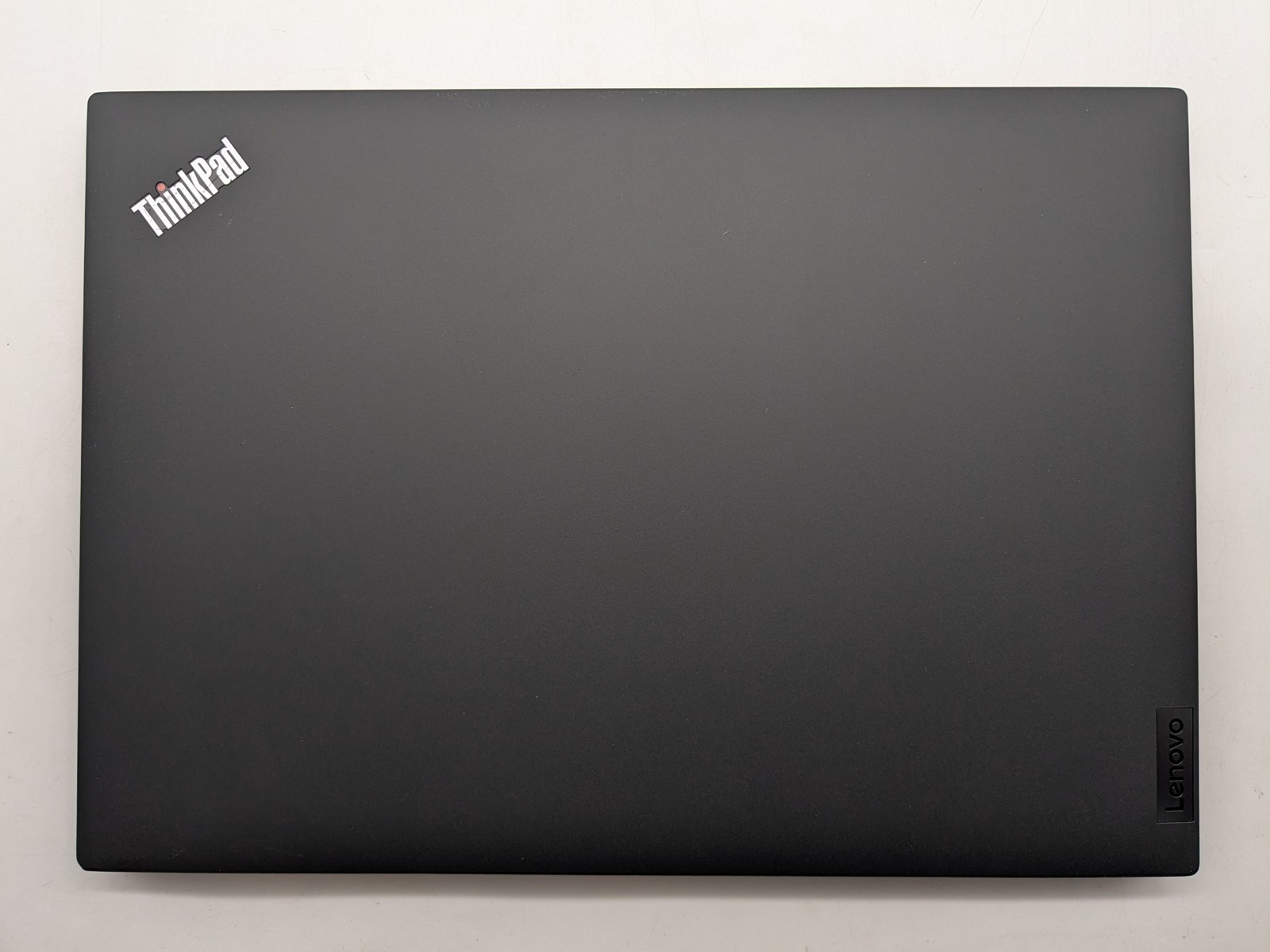Lenovo ThinkPad T16 Gen 1 16″ FHD+ I7-1260P 512GB 16GB W11P Backlit FP Reader