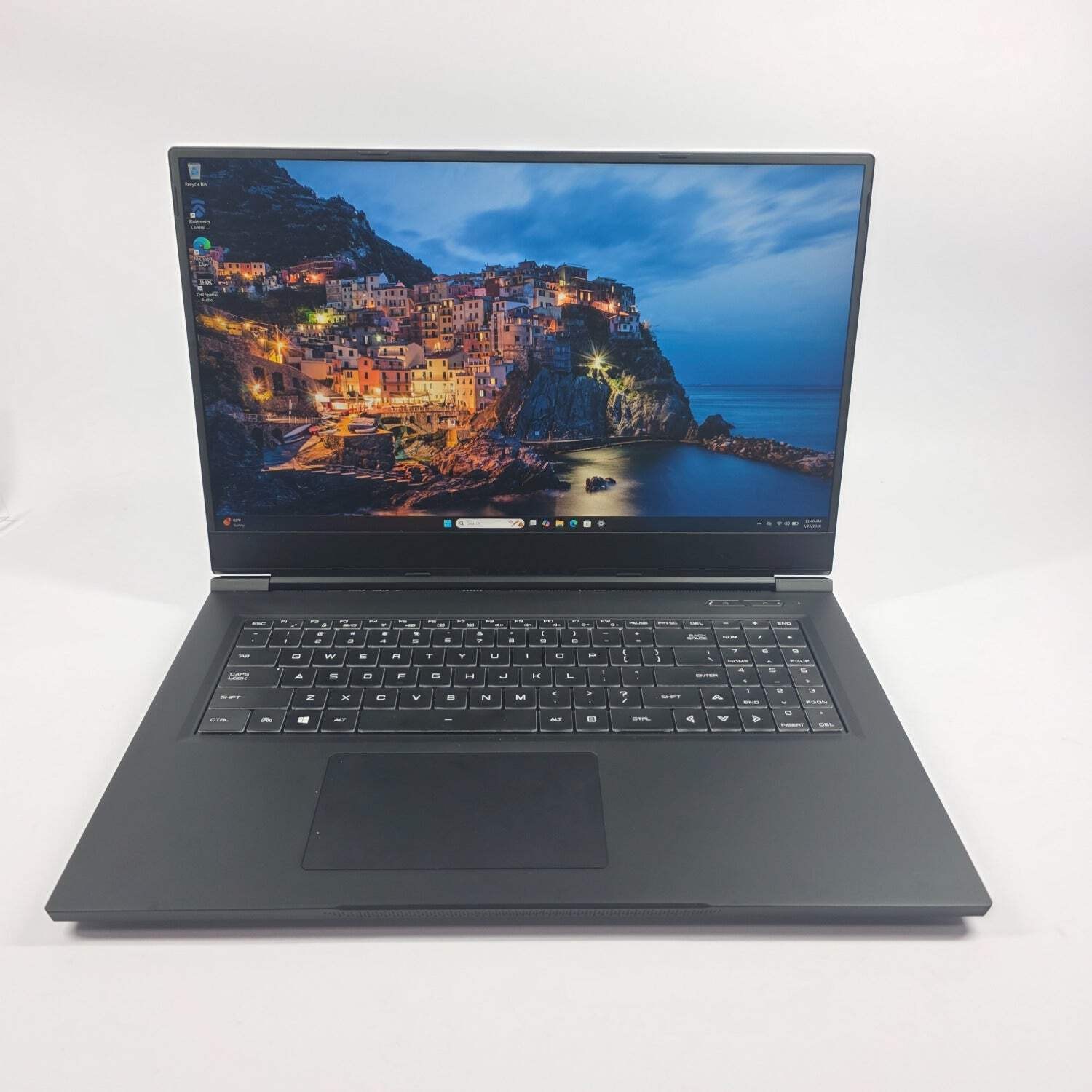 Eluktronics Max-17 G1 17.3″ i7-10875H 2.3GHz 32GB RAM 4TB SSD GeForce RTX 2080 S