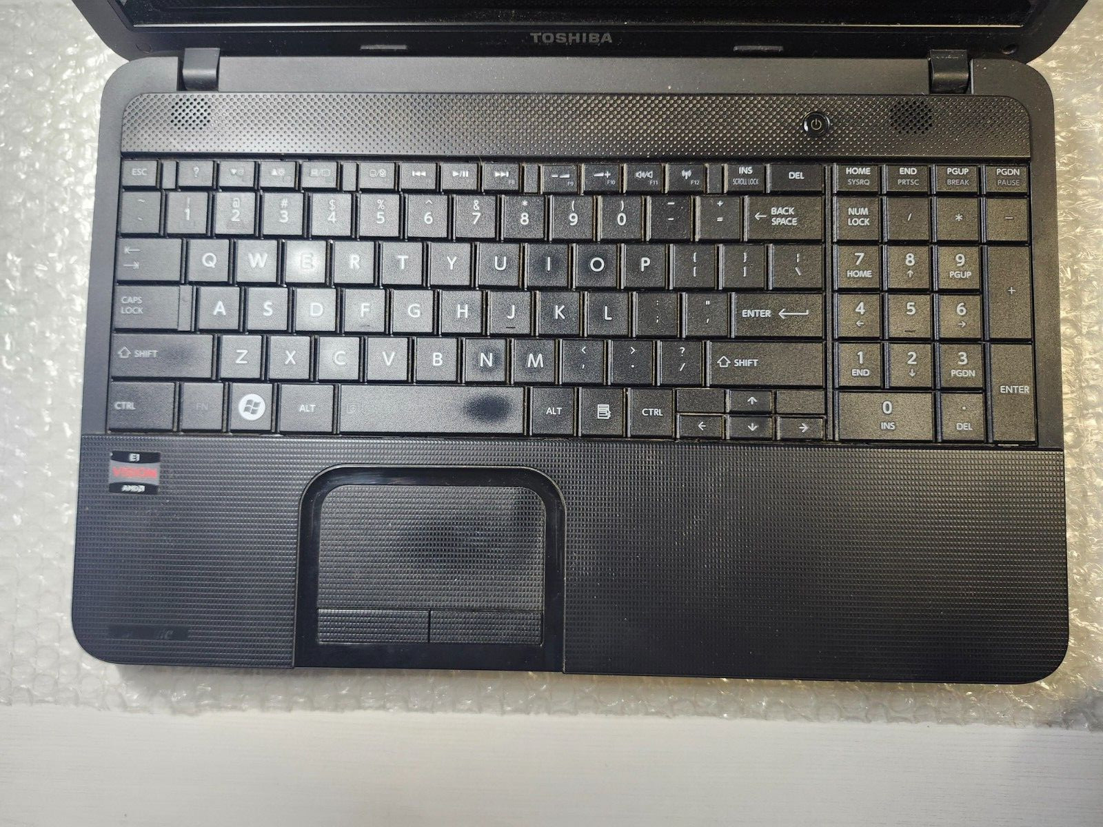 Toshiba Satellite C855D-S5229 AMD E1-1200 1.40GHz 4GB RAM 240GB SSD
