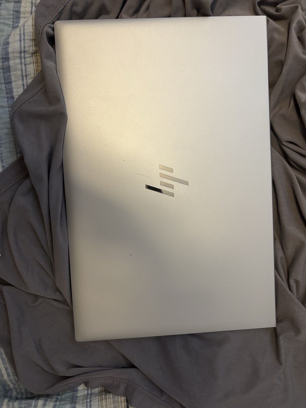 HP EliteBook 845 G7 14″ FHD Ryzen 5 PRO 4650U 32GB 1TB PCIe SSD Cam FPR Win11Pro