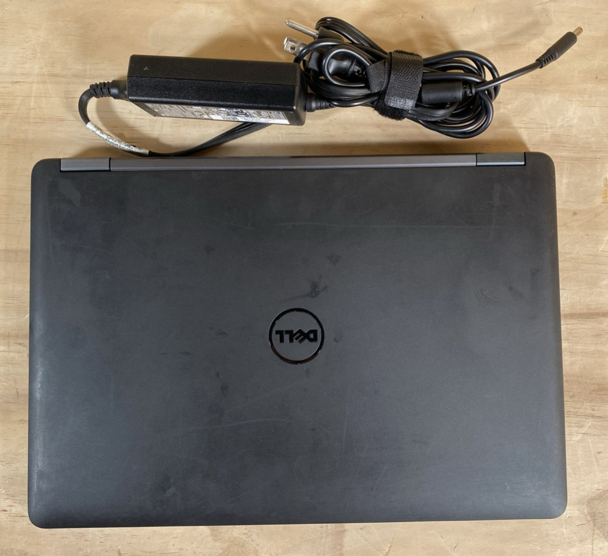 Touchscn Dell Latitude e5450 i5-5200U 2.20GHz 8GB Ram 256GB SSD Win 10/new bat
