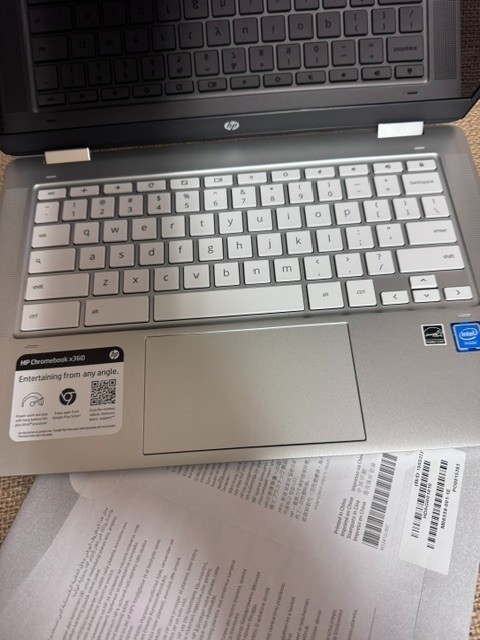 HP Chromebook x360 14a-ca0050nr 14″ Touchscreen Intel Celeron 4GB RAM 32GB eMMC