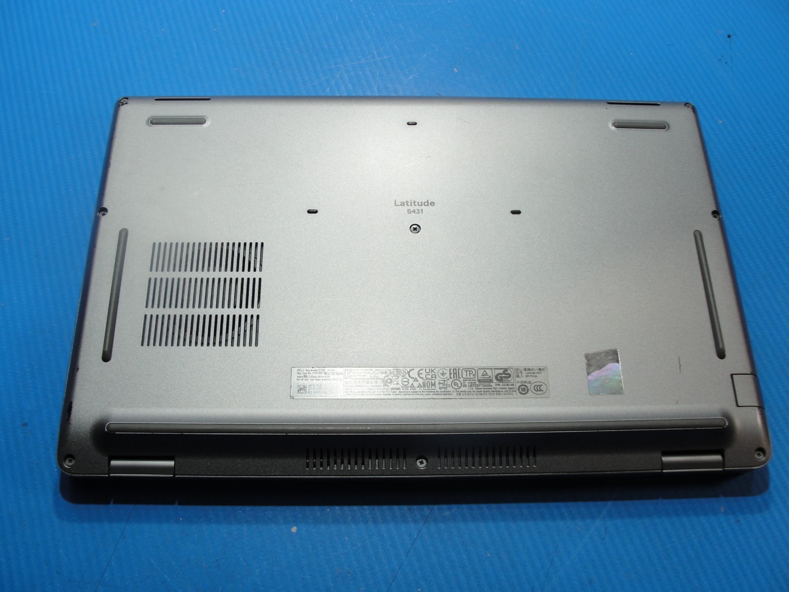 Dell Latitude 5431 14″FHD Intel i7-1270P 16GB RAM 2.2GHz 256GB SSD Win 11 Pro