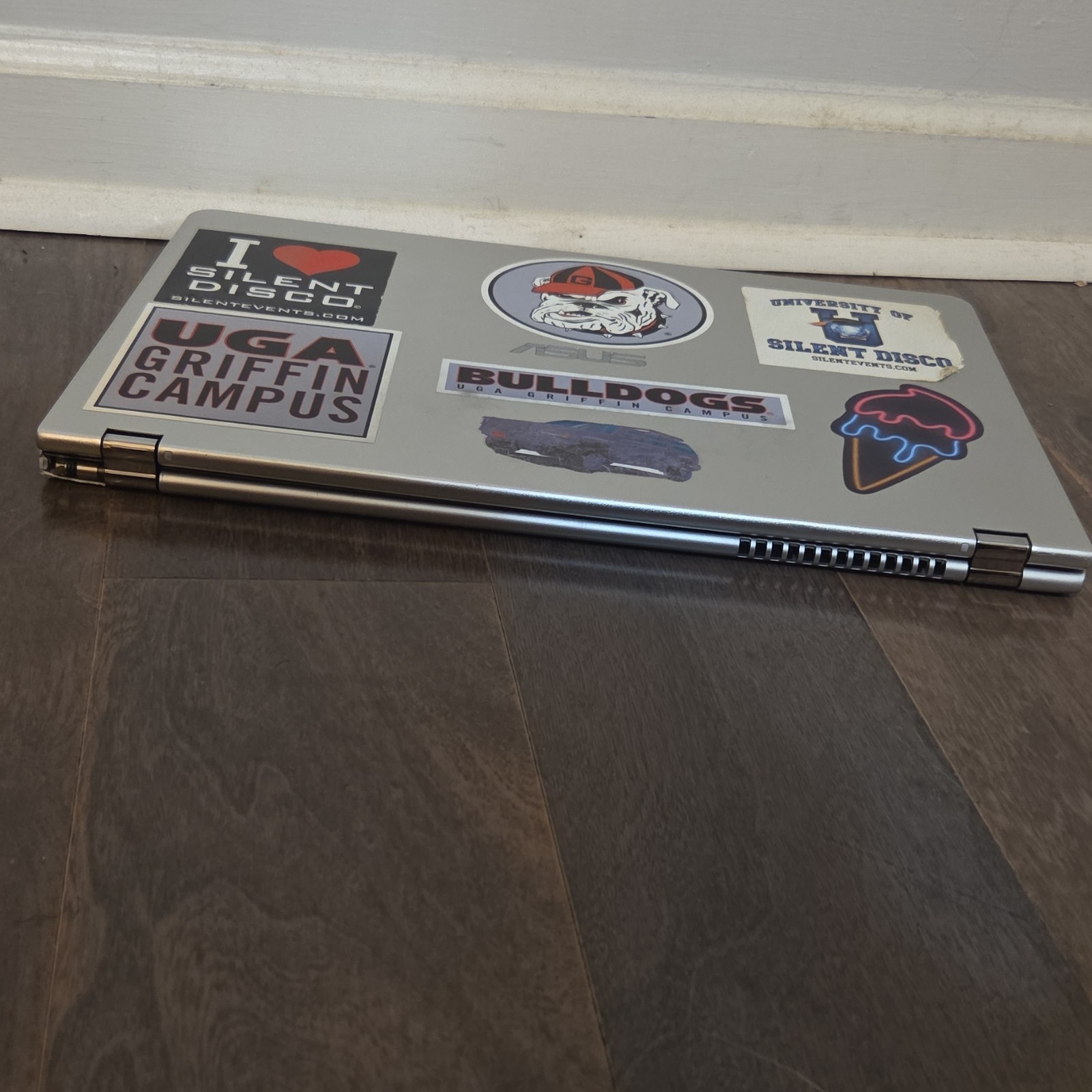 ASUS Q505U 15.6″ Notebook/Laptop Intel Core i5 Silver Built-in Webcam
