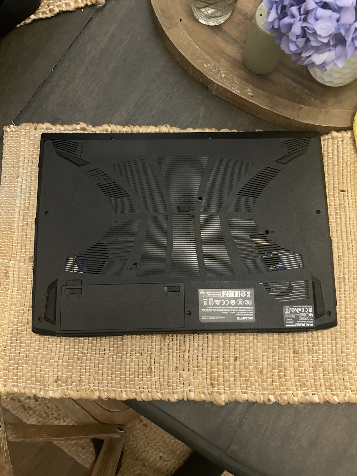 GIGABYTE G5 MD 15.6″ (512GB ,Intel Core i5-11400H 2.70 GHz ,16GB RAM)