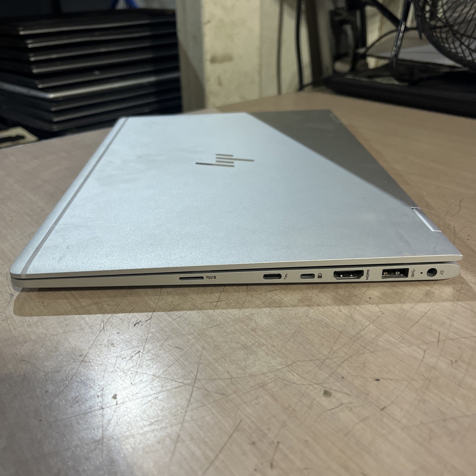 HP ELITEBOOK 8265D2W INTEL CORE I5 7TH GEN 8GB RAM NO HD
