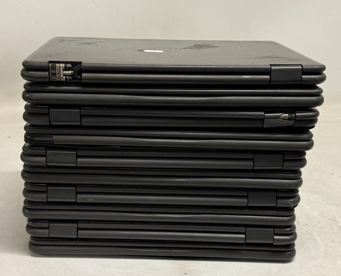 Dell Latitude 3189 2in1 11.6″ (N4200 – 4GB RAM – NO OS/HDD) – Lot of 10*