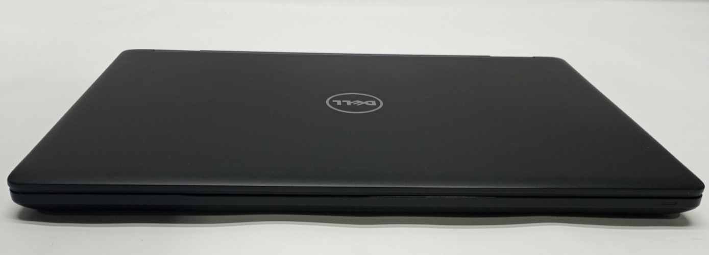 Dell Precision 3520 15.6″FHD i7-7820HQ@2.90GHz 32GB RAM NVIDIA No HDD/OS MC327*!