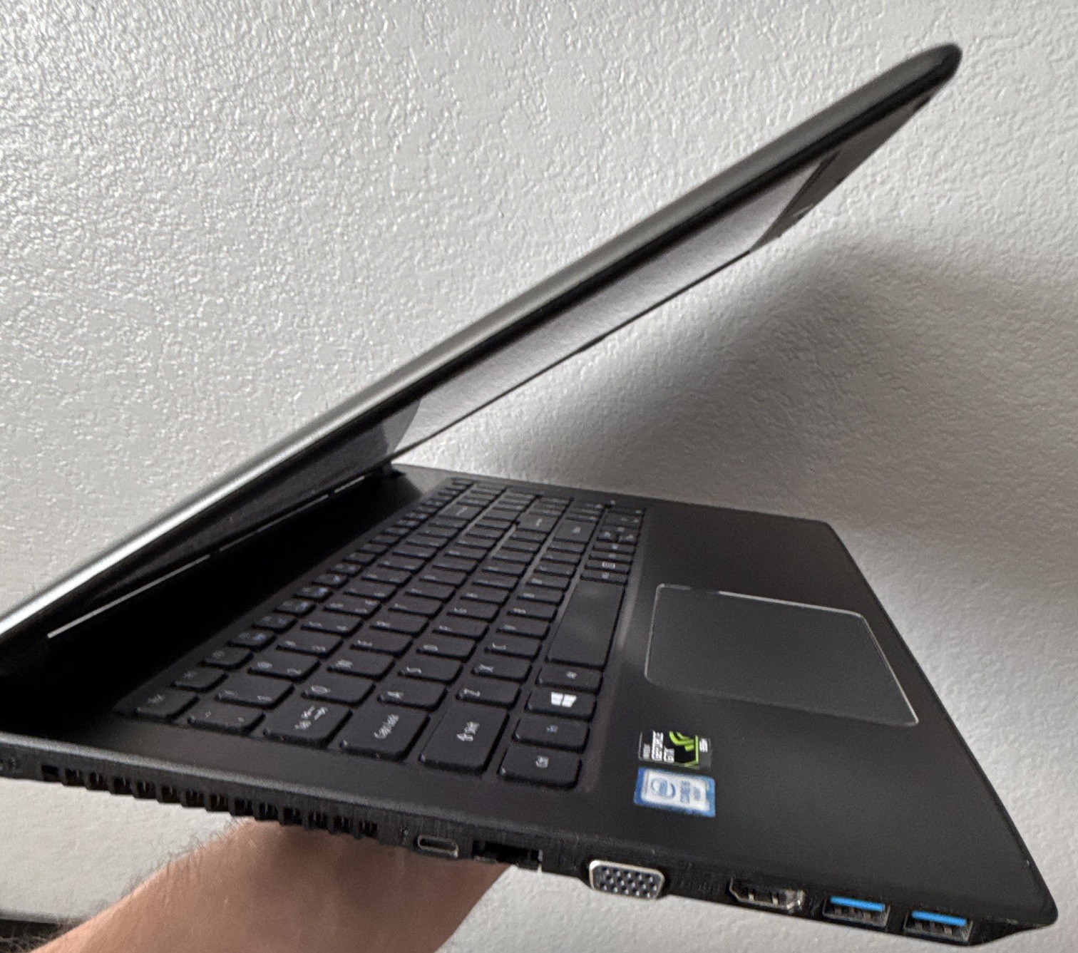 Acer Aspire E5-575G 15.6 | i5-7200U | 32GB RAM | NVIDIA GTX 950M | 1.5TB Storage