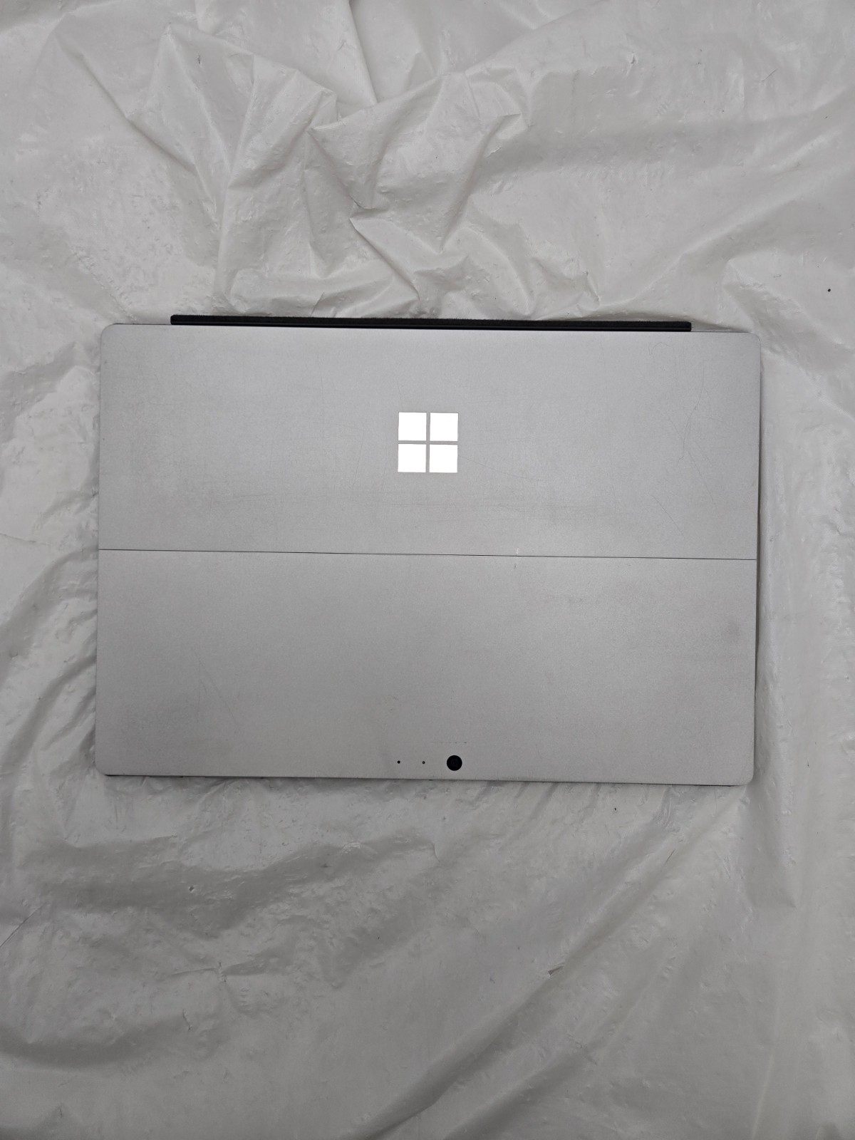 Microsoft Surface Pro 4 : I7-6650U 2.2GHz : 16GB : 256GB SSD : No OS : Tested