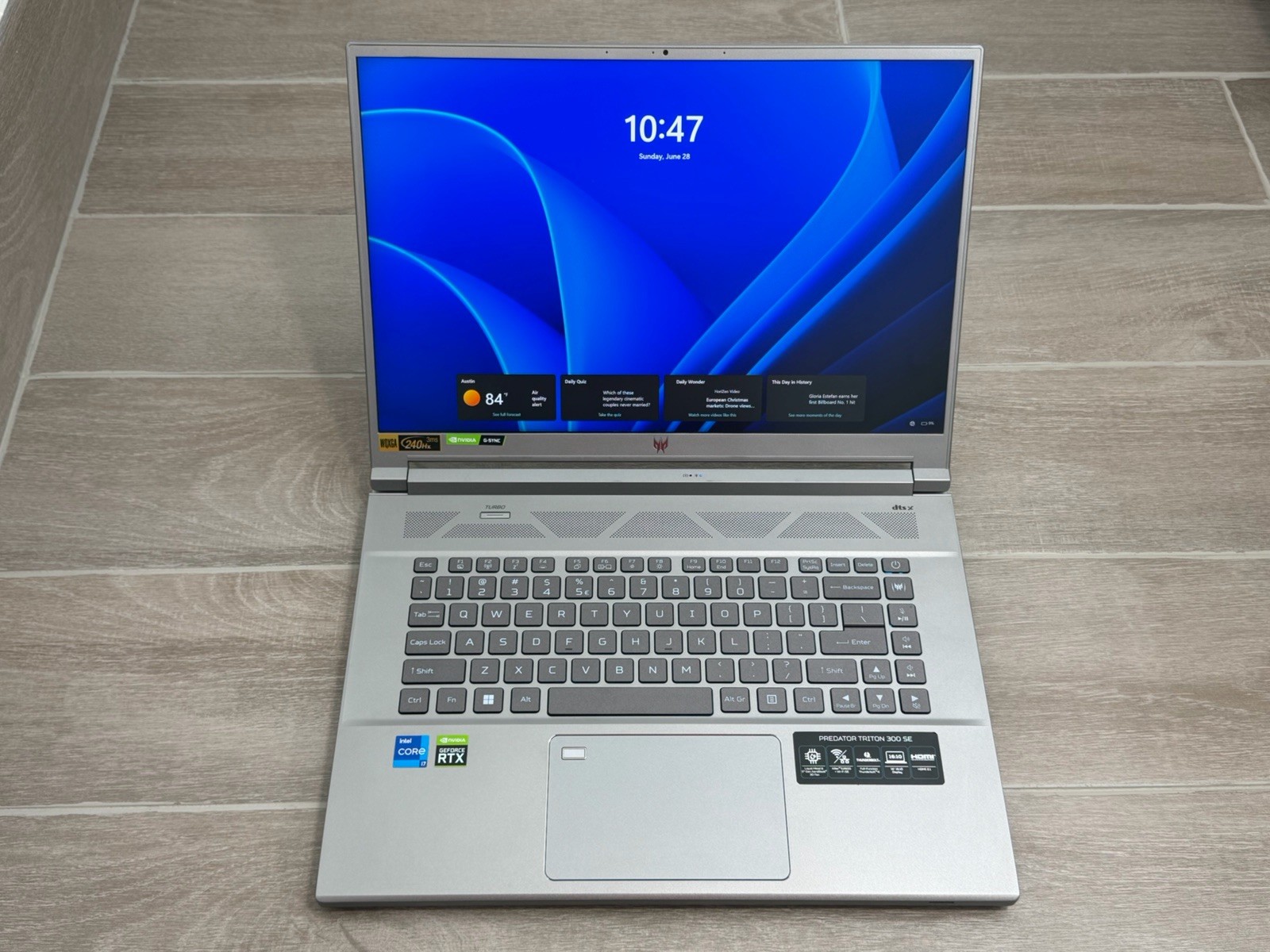 Acer Predator Triton 300 SE 16″ Core i7-12700H GeForce RTX 3060 8GB 1TB NVMe