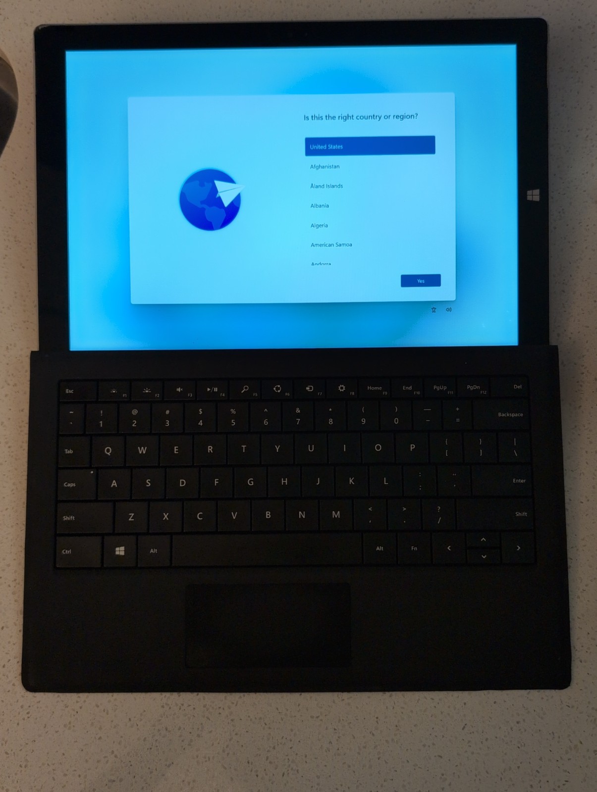 Microsoft Surface Pro 3 – 64GB – Windows 11 – FAIR