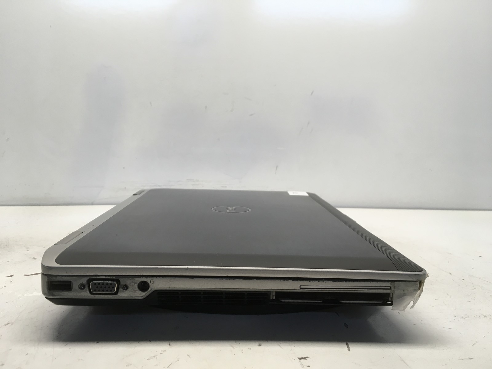 Dell Latitude E6430 Intel i5-3210M 2.5GHz 2 GB NO HDD No Batt