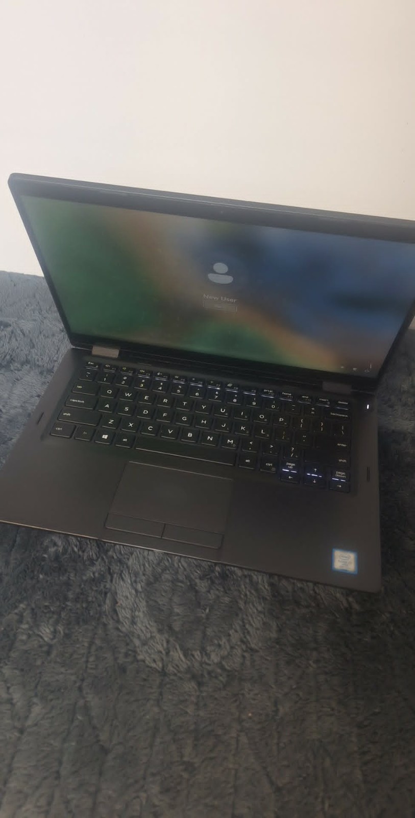 Dell Latitude Core i7/11.6″ Touchscreen 2-in-1/ 16GB DDR4/128GB/256GB NVMe SSD