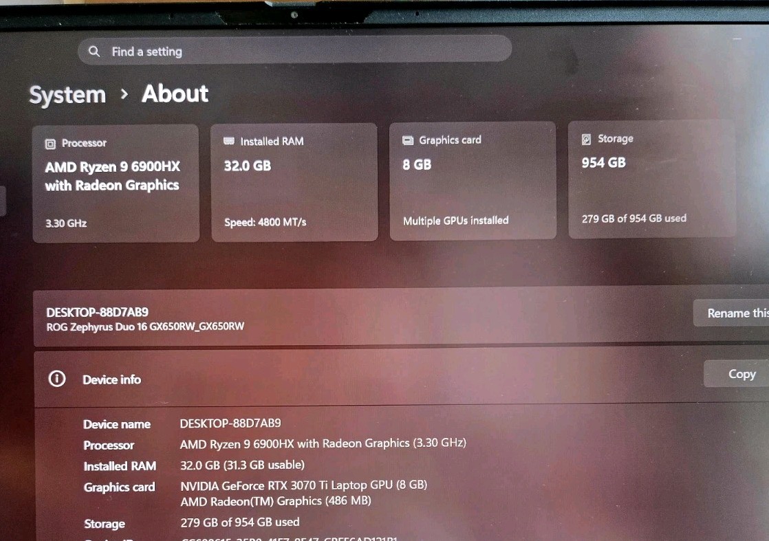 ASUS ROG Zephyrus Duo 16 GX650RW Mini LED RTX 3070 Ti Ryzen 9 6900HX 32GB 1TB