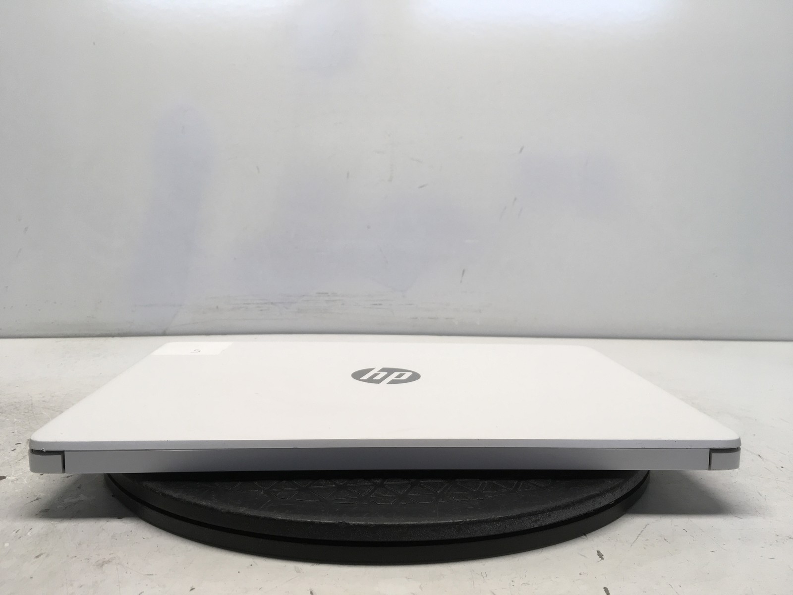 HP 14-DQ0032DX Intel Celeron N4020 1.1GHz 8 GB 64GB eMMC No Batt
