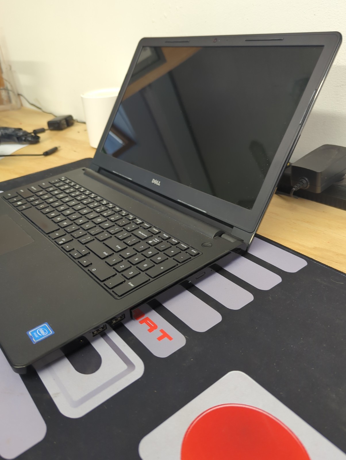 1100 – Dell Inspiron P47F – TESTED / WORKING