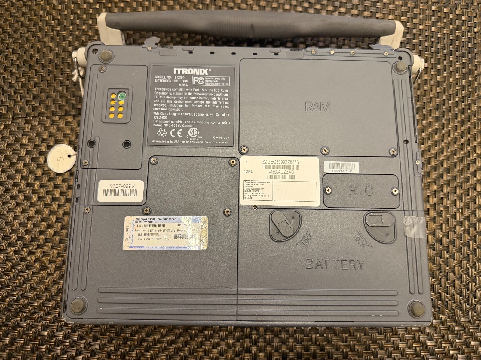 🖥️ Itronix GoBook II Celeron @1.8MHz, 1GB RAM w/AC adapter for PARTS OR REPAIR