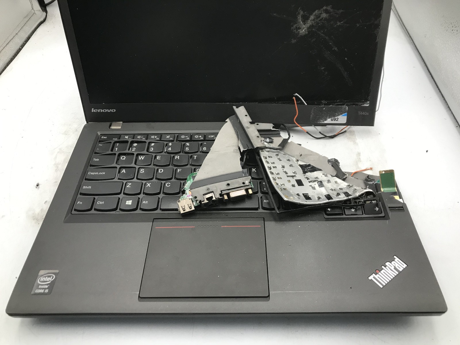 LENOVO THINKPAD T440S – FOR PARTS/DAMAGED UNIT – INTEL I5 4TH GEN – NO RAM – BB
