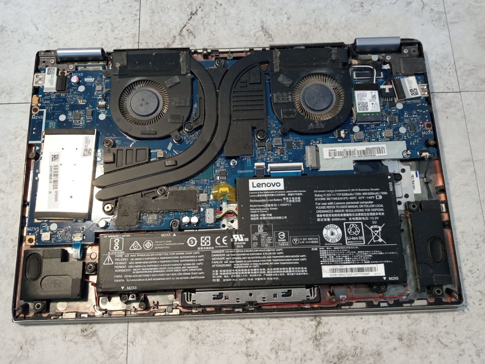 Lenovo Yoga 720-15IKB 15.6″ Laptop Intel Core i7 PARTS OR REPAIR -FM