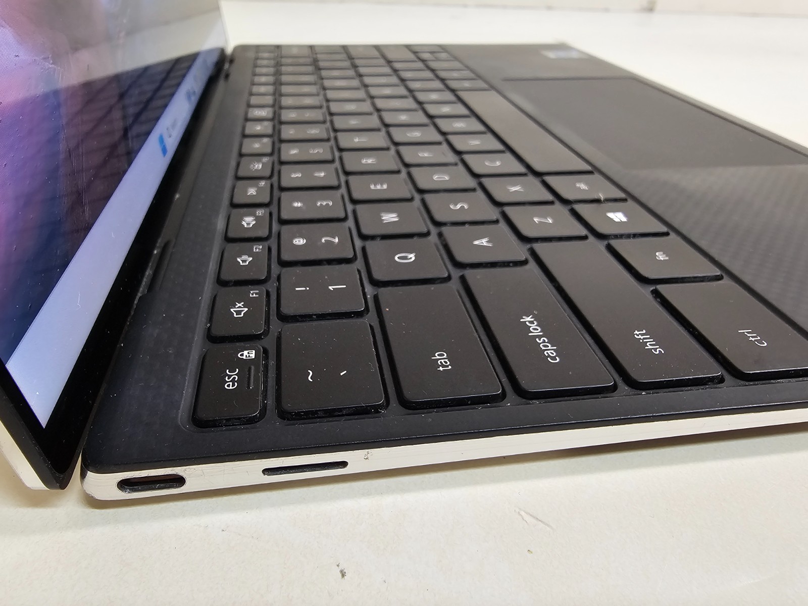 Dell XPS 13 9310 Laptop – 2.8 GHz i7-1165G7 8GB 512GB SSD 13.3″ Touchscreen SP1