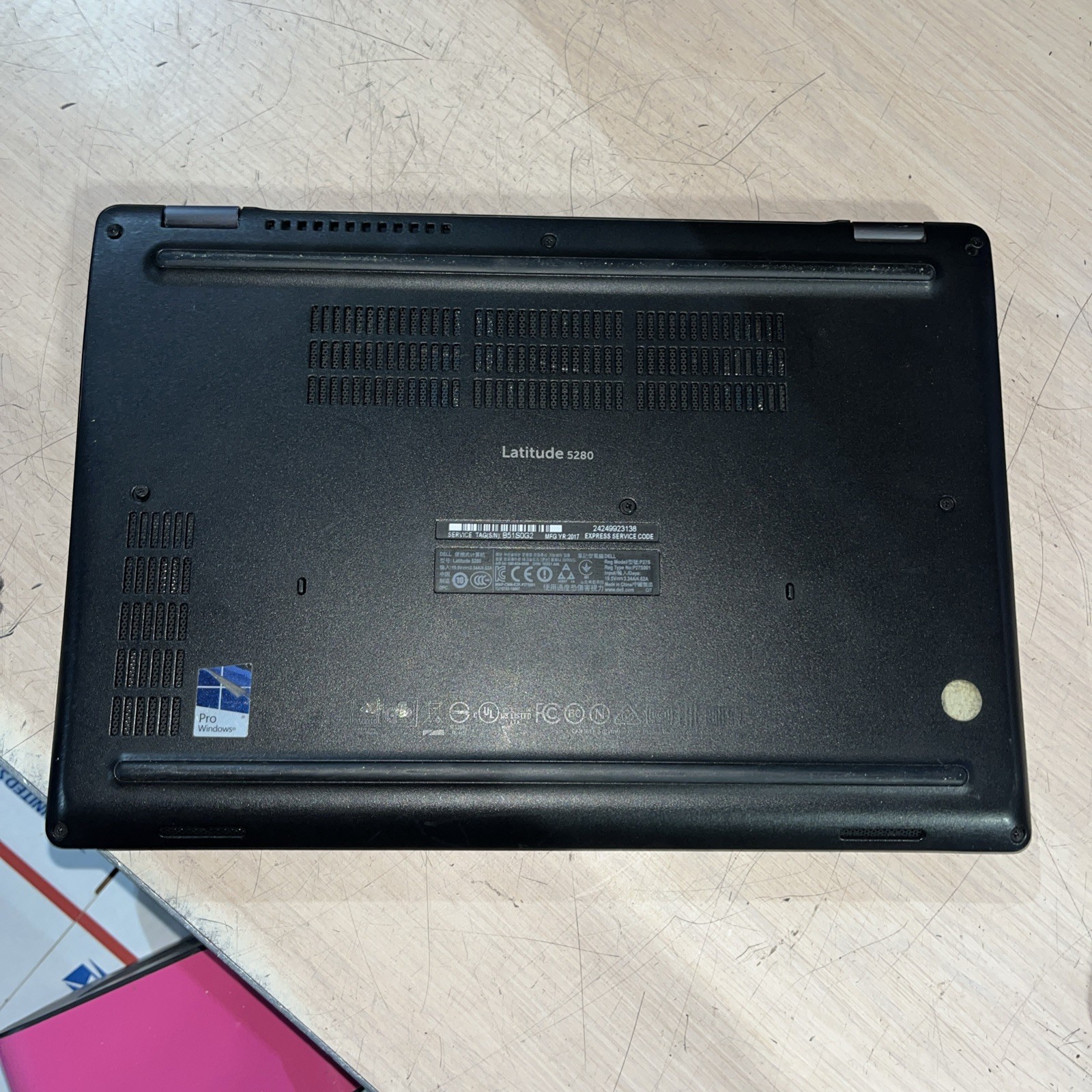 DELL LATITUDE 5280 INTEL CORE I3-7100U 2.40GHZ 8GB RAM NO HD ,