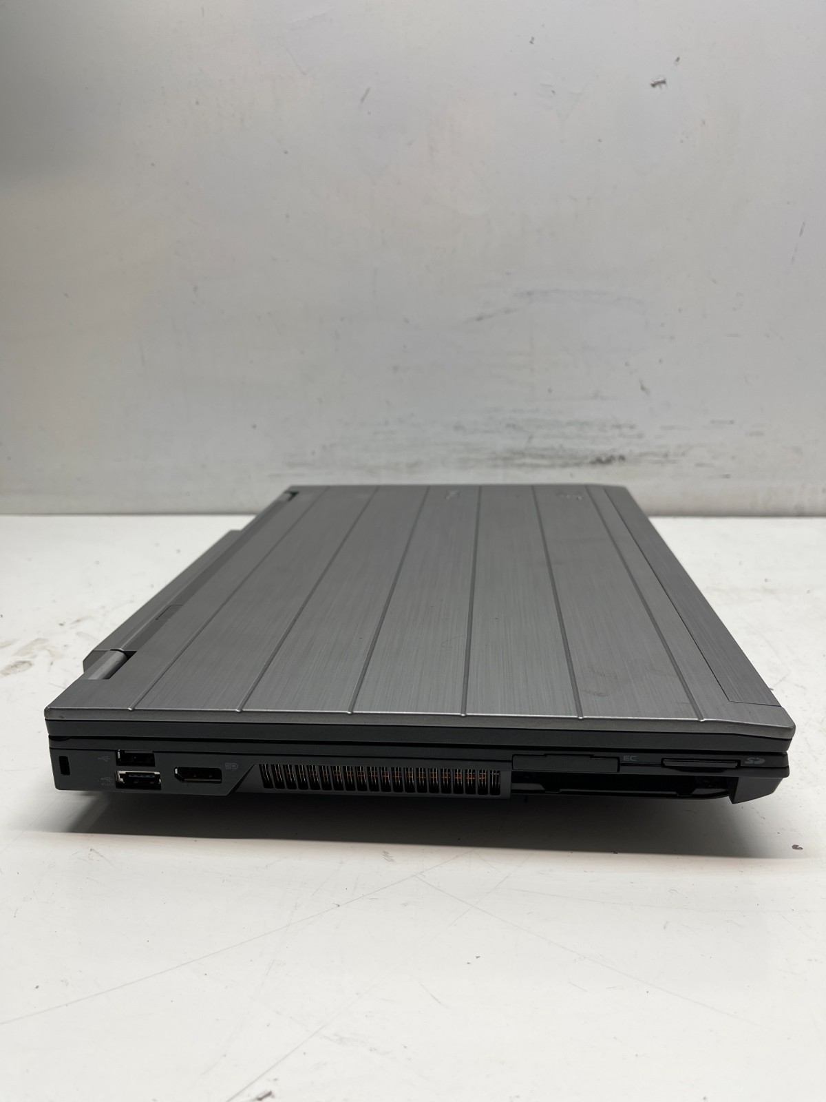 Dell Precision M4500 Intel Core i7 NO RAM NO HDD NO BAT – For Parts
