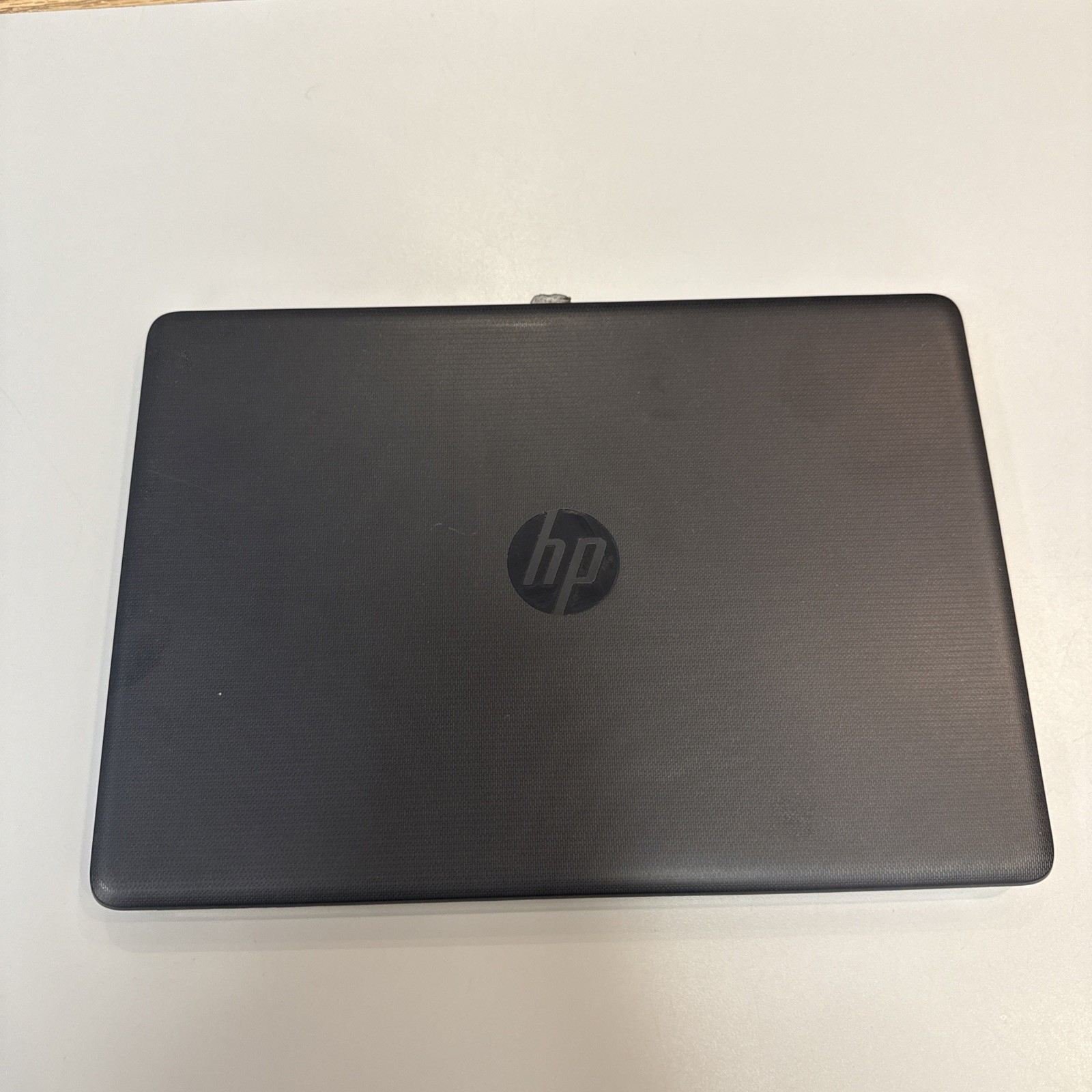 HP 14-cm0012nr 14″ (32 GB, AMD E2 9000e, 1.50 GHz, 4 GB) Laptop- For Parts Only