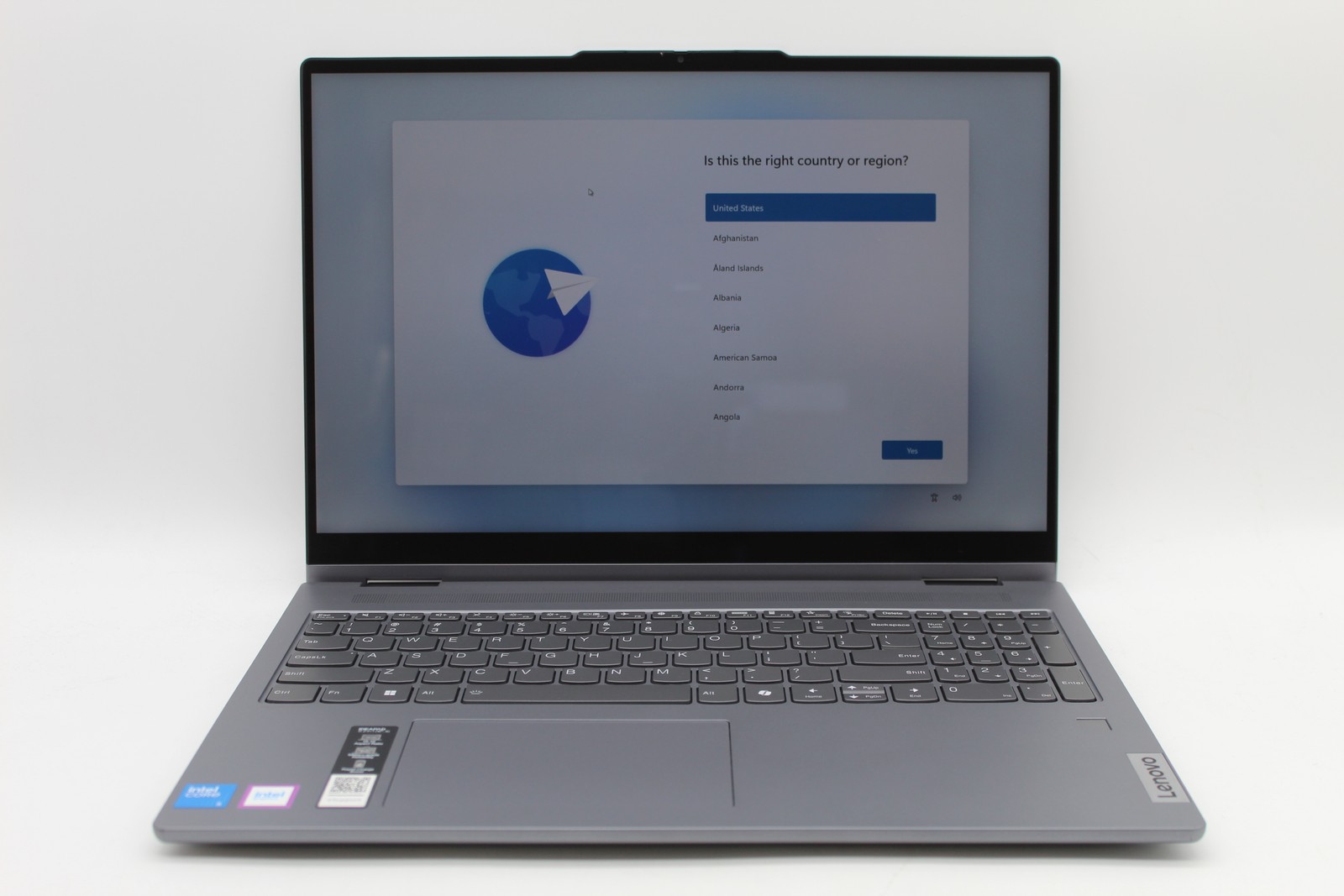 Lenovo IdeaPad 5 16″ Touch Intel Core 5 120U 1.4GHz 16GB 512GB SSD PC1744612