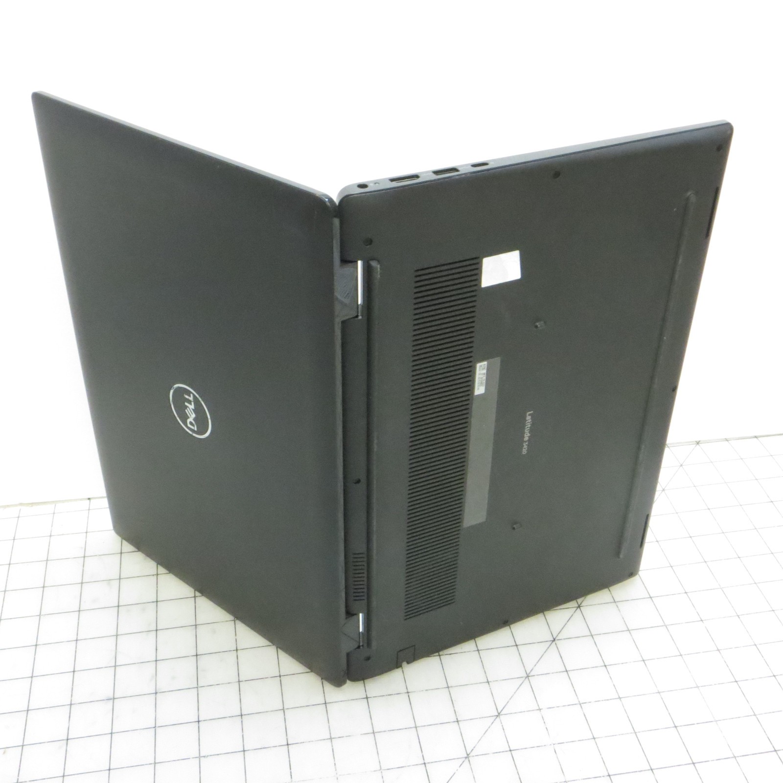 Dell Latitude 3420 Intel i7 11th Gen 8GB RAM 256GB SSD 14″ Win 11 Pro Laptop PC