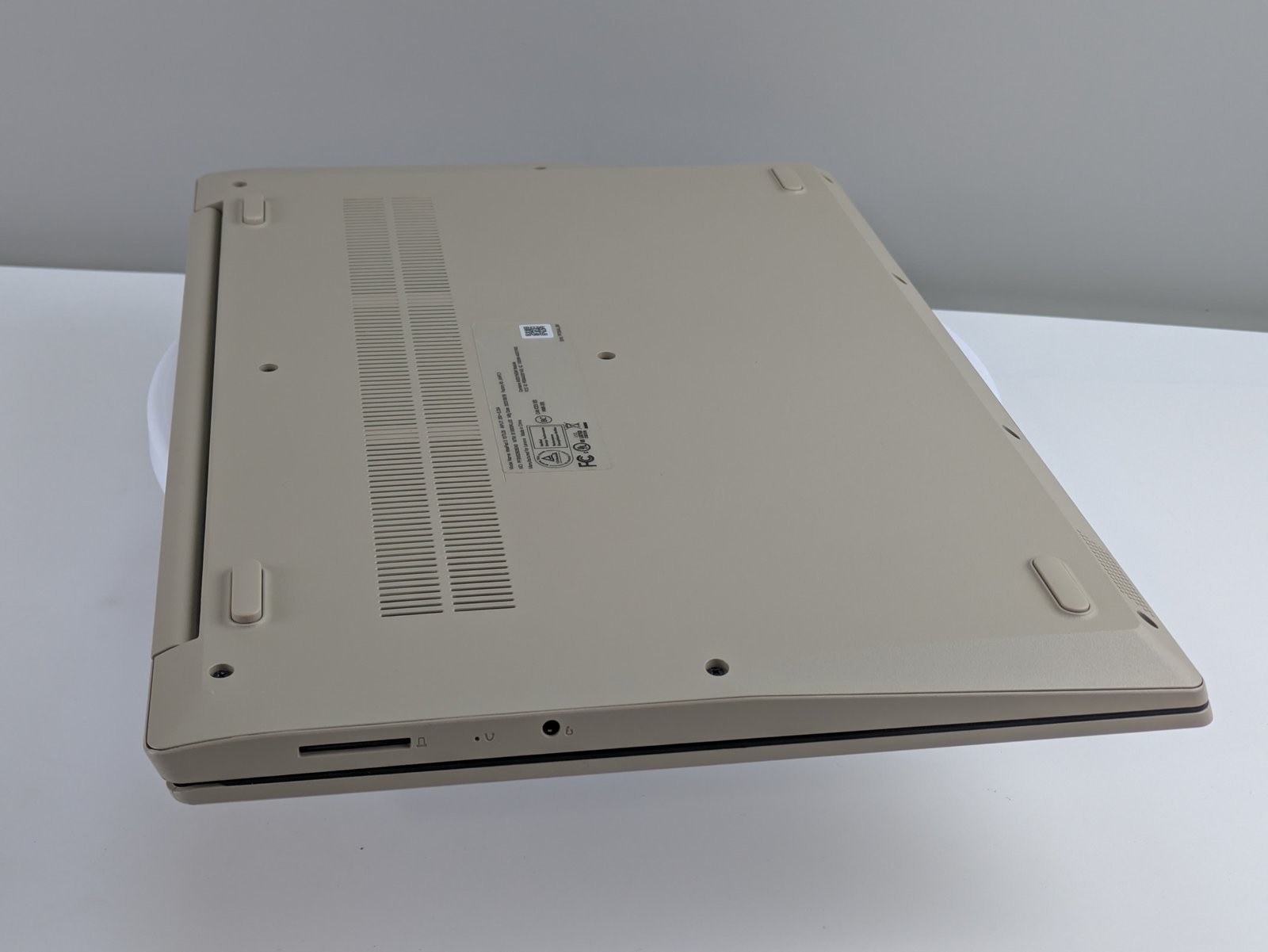 Lenovo IdeaPad 3 15ITL05 15.6″ Touch i3-1115G4 8GB RAM 256GB SSD HD W11H