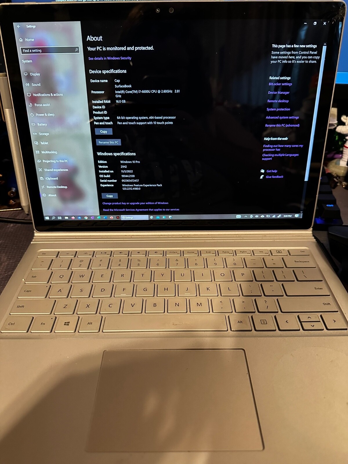 Microsoft Surface Book 13.5 inch (512GB, Intel i7-6600U, 2.6GHz, 16GB)…