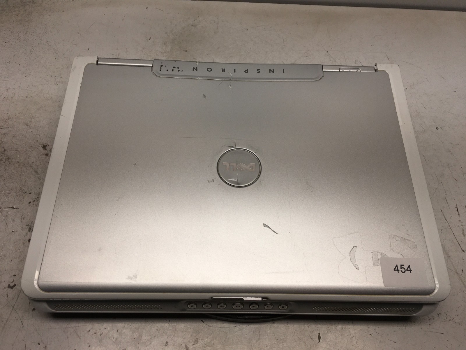 Dell Inspiron E1505 MM061 Intel Core Solo 06E8 1.66GHz 512 MB NO HDD