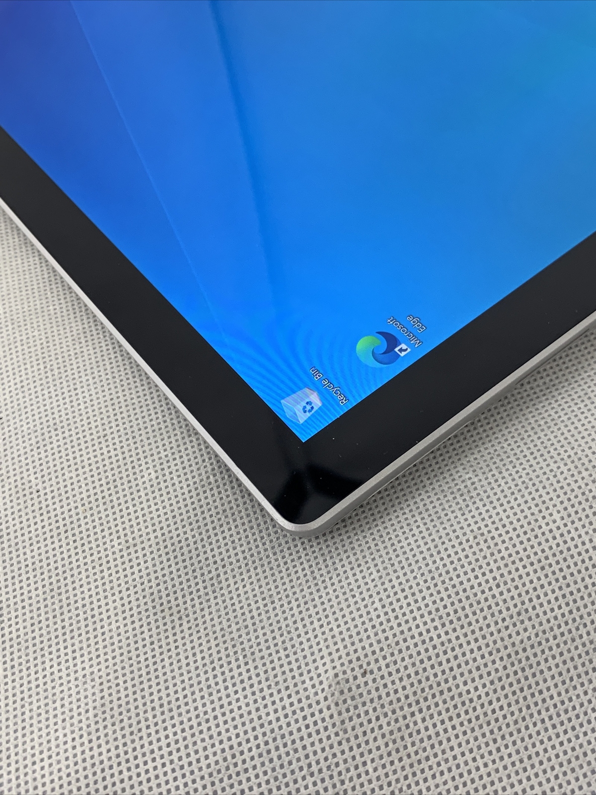Microsoft Surface Pro 7, 12.3″ Wi-Fi 128/256/512, i3/i5/i7 Black/Platinum
