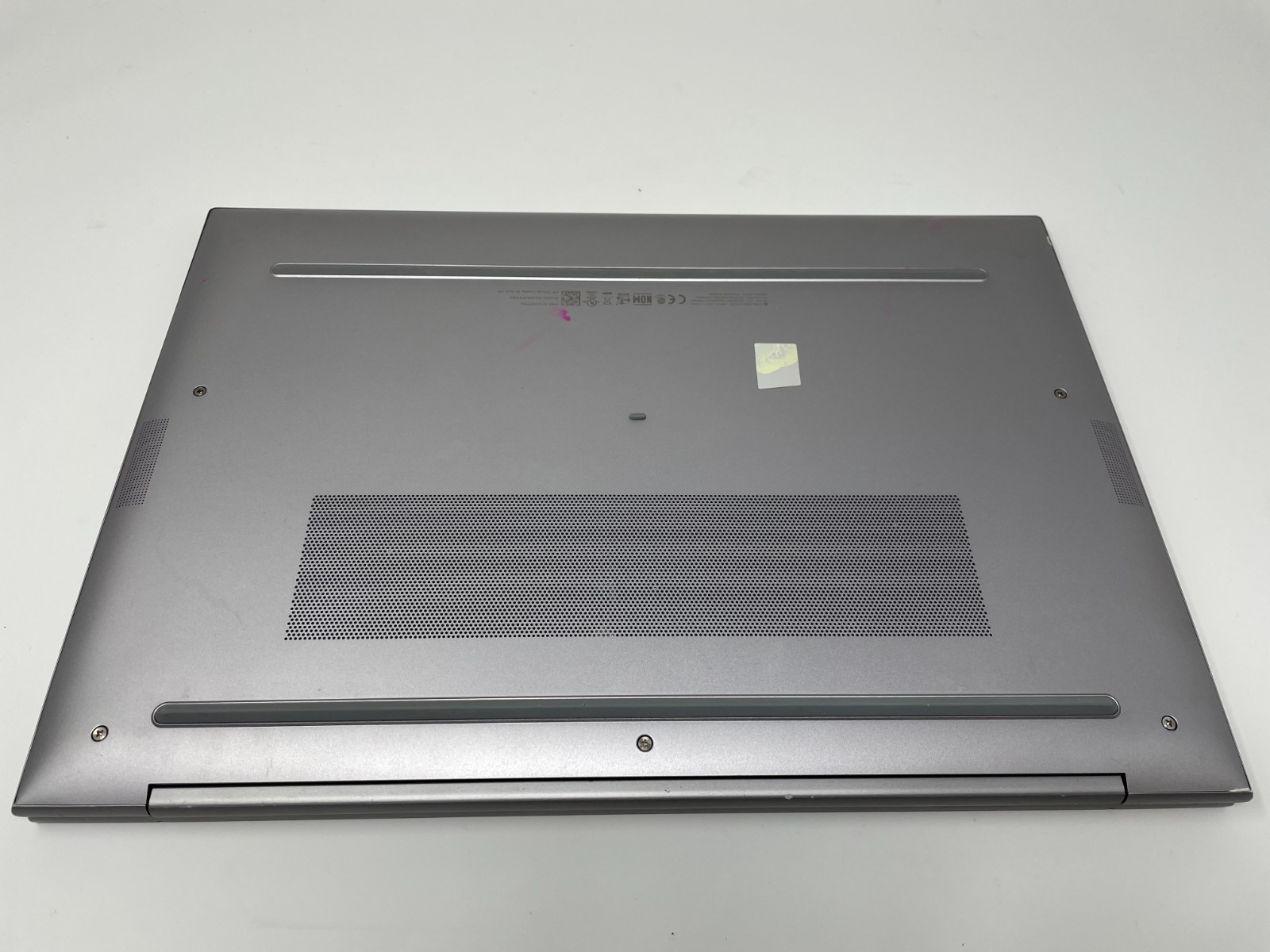 HP Zbook Firefly 16″ G9 i7-1260p 16GB RAM 512GB SSD laptop