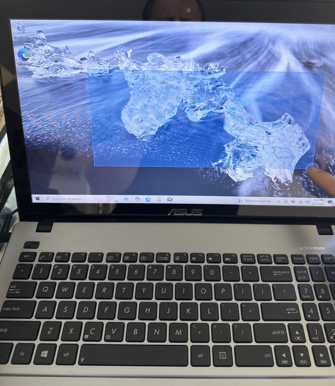 ASUS X550C 15.6 intel i3-3217U 1.8Ghz Ram DDR3 8GB SSD 120Gb OEM Adapter Win10 H