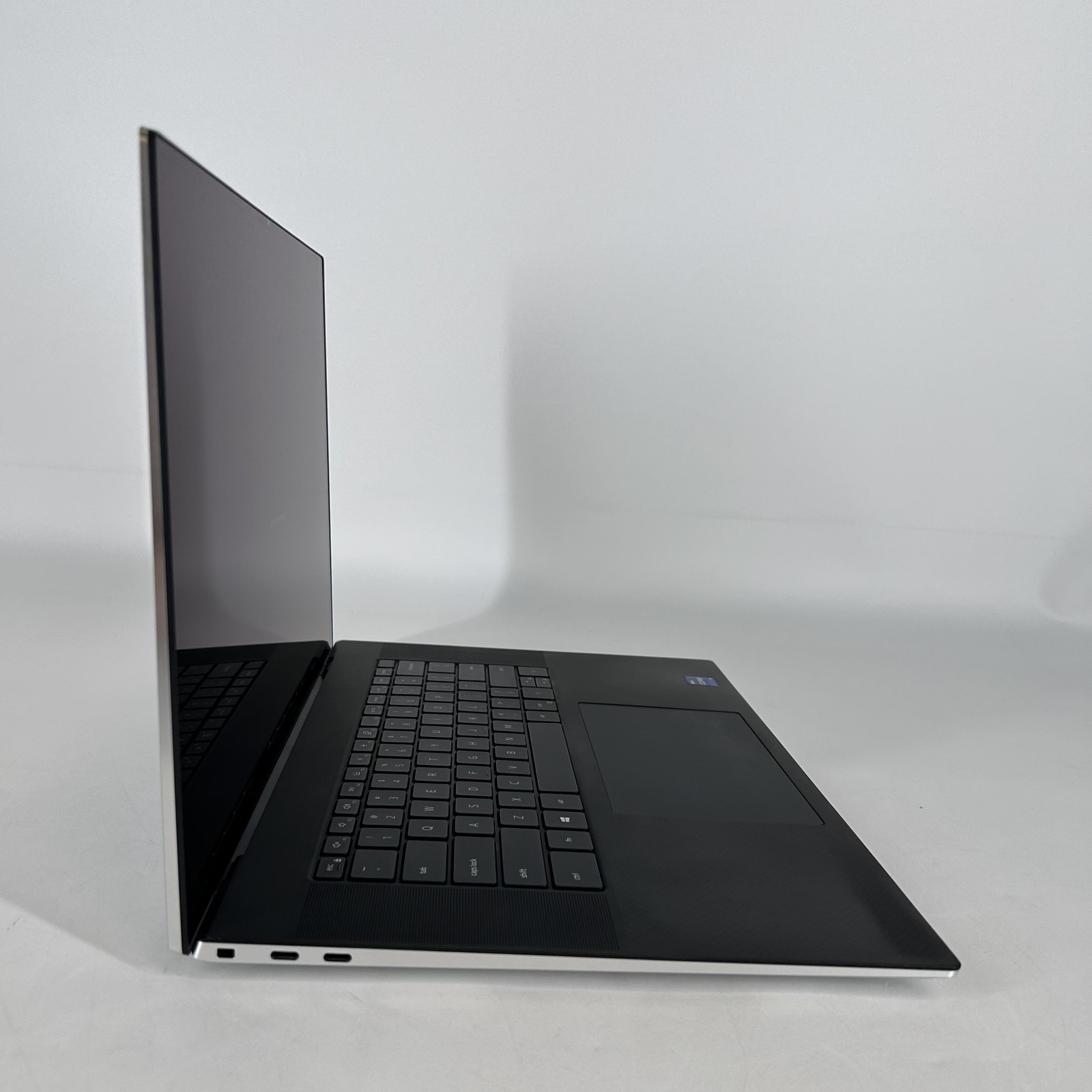 Dell XPS 17 9710 UHD+ TOUCH i9-11900H 2.50GHz 64GB 1TB SSD RTX 3060 Very Good