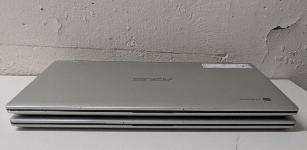 Lot of 2 Asus Chromebook Flip C434T 14″ Intel M3-8100Y 1.30GHz 4GB RAM 64GB eMMC