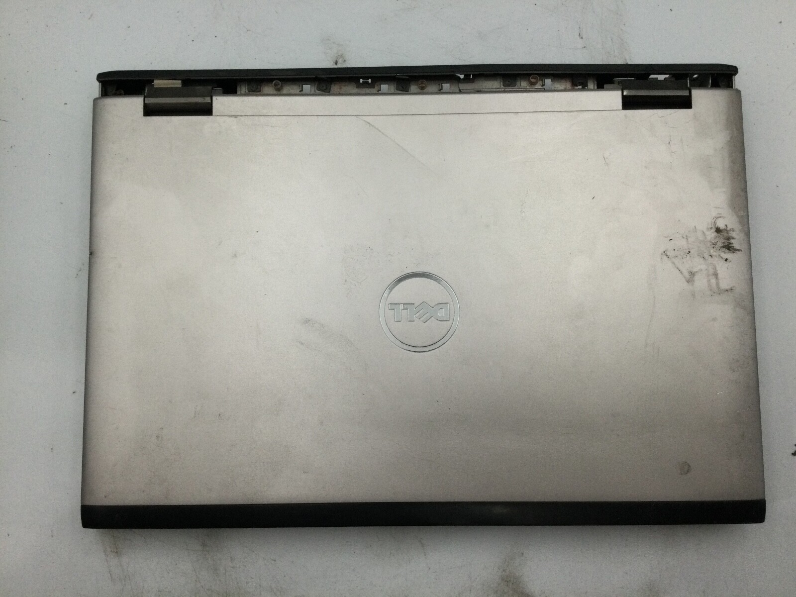 DELL VOSTRO 3550 – FOR PARTS – DRILLED MOBO – NO OS – NO RAM – NO HDD – 15″ = BB