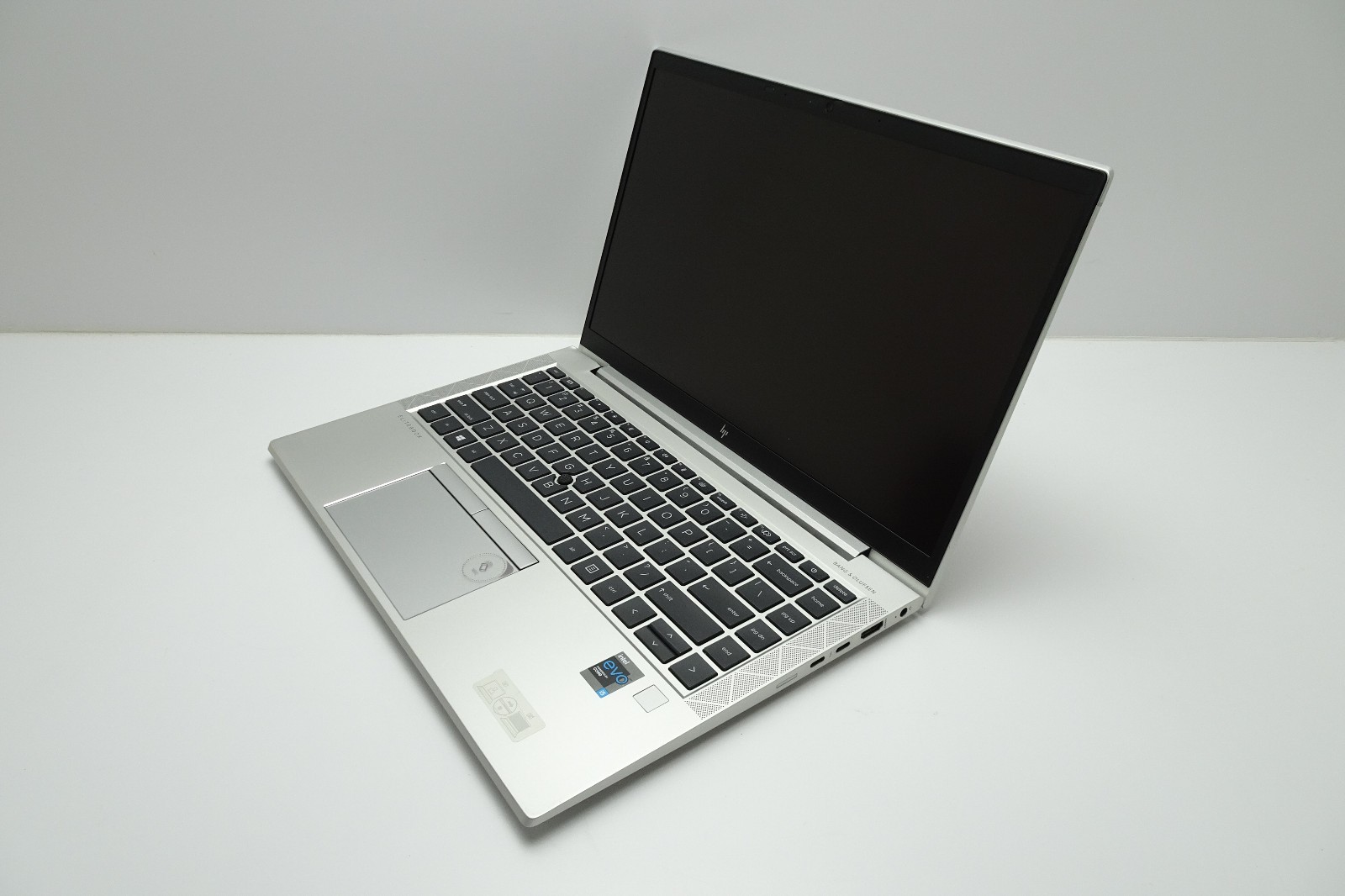 HP EliteBook 840 G8 Laptop | i5-1135G7 | 16GB RAM | 256GB NVMe | LINUX